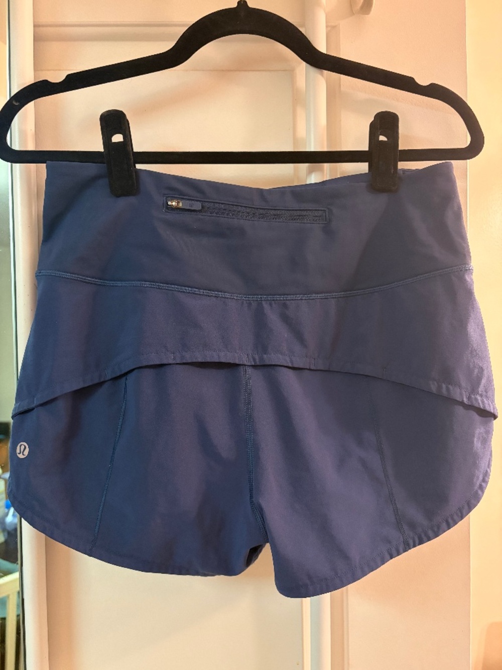 Like new/EUC: $68 LULULEMON Speed Up HR Short 2.5”, Size 4, Navy Blue